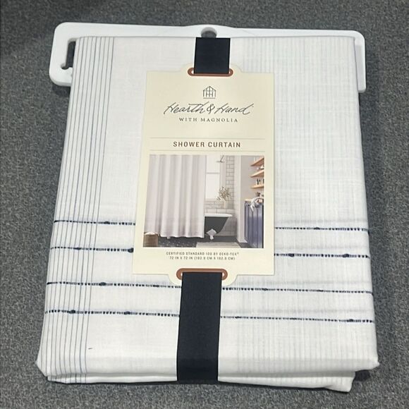 HEARTH & HAND NWT pinstripe border textured shower curtain -blue - Picture 8 of 9